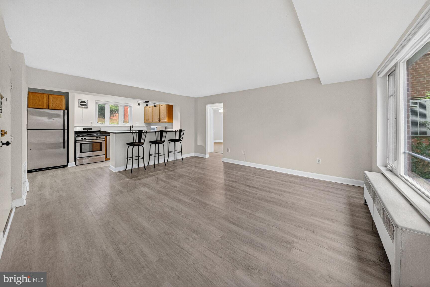 PARKSIDE CONDOMINIUMS - Residential