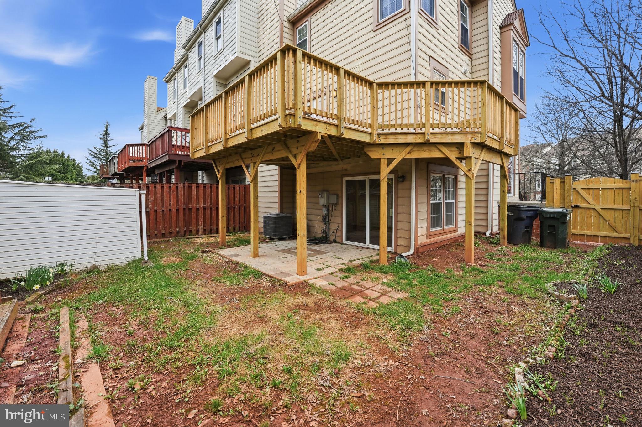 FOX CREEK - Residential