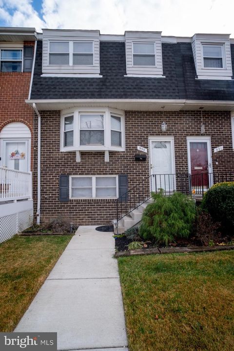 Townhouse For Sale - 933 Elm Road<br/> HALETHORPE, MD 21227