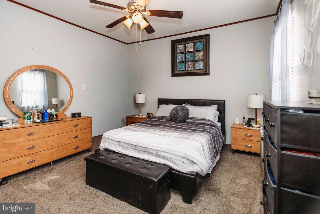 GIRARD ESTATES - Residential