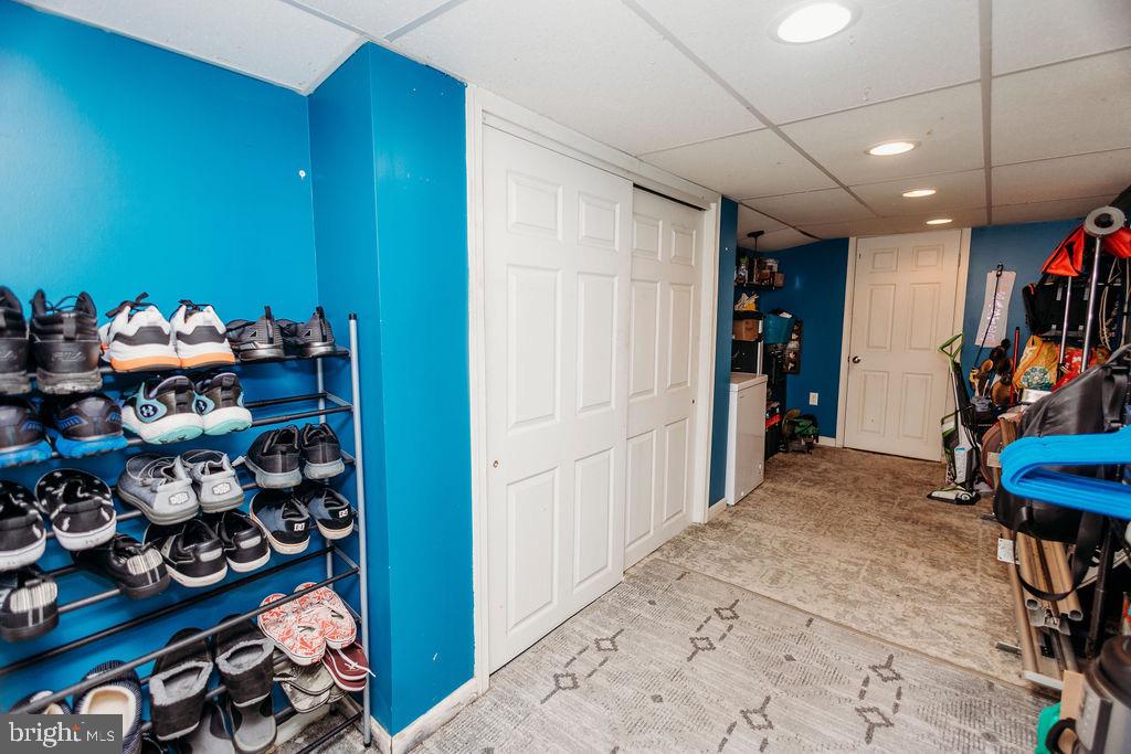 GIRARD ESTATES - Residential