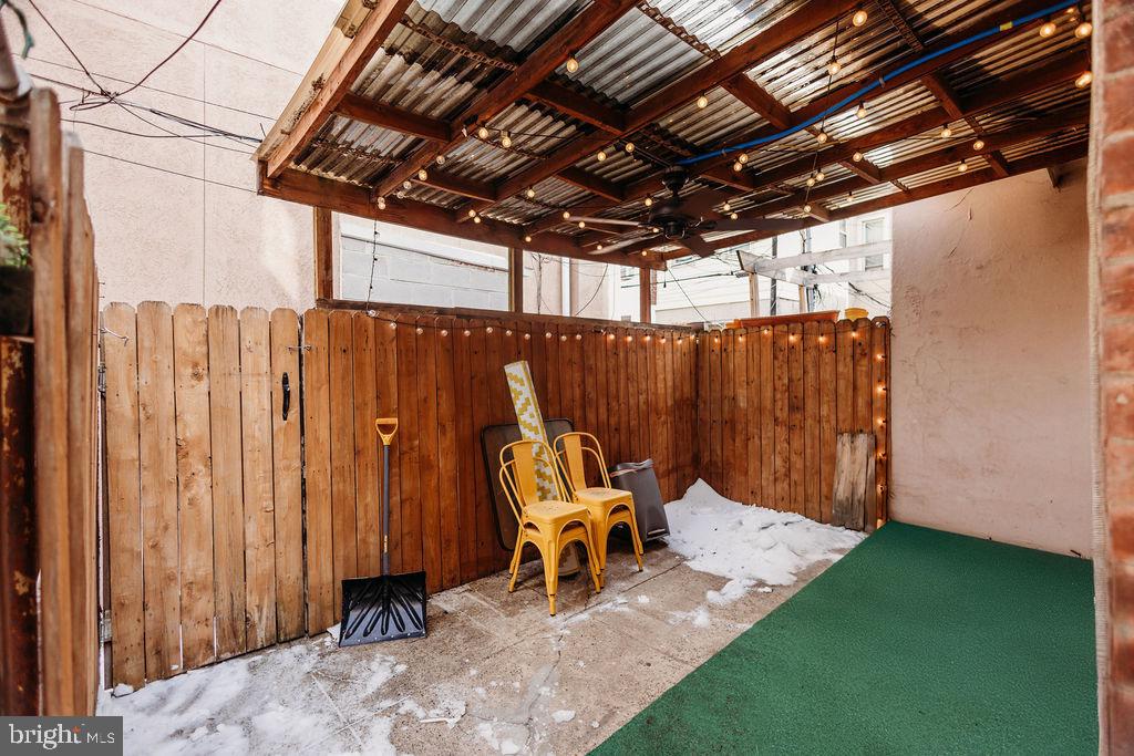 GIRARD ESTATES - Residential