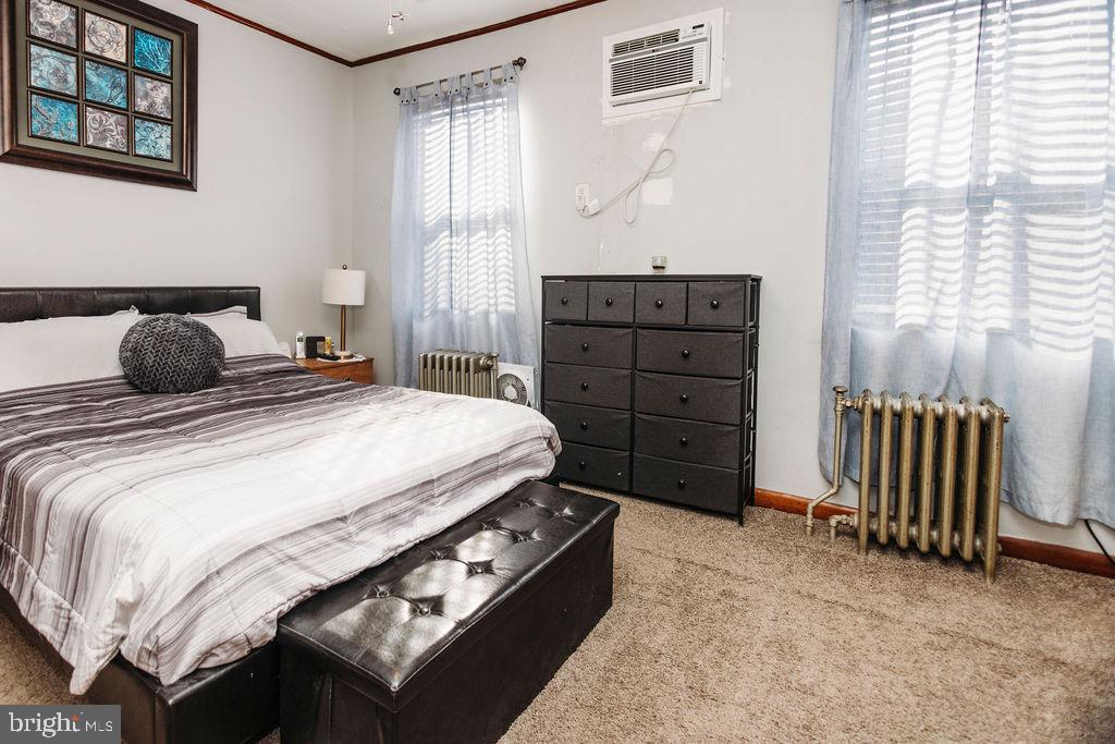 GIRARD ESTATES - Residential