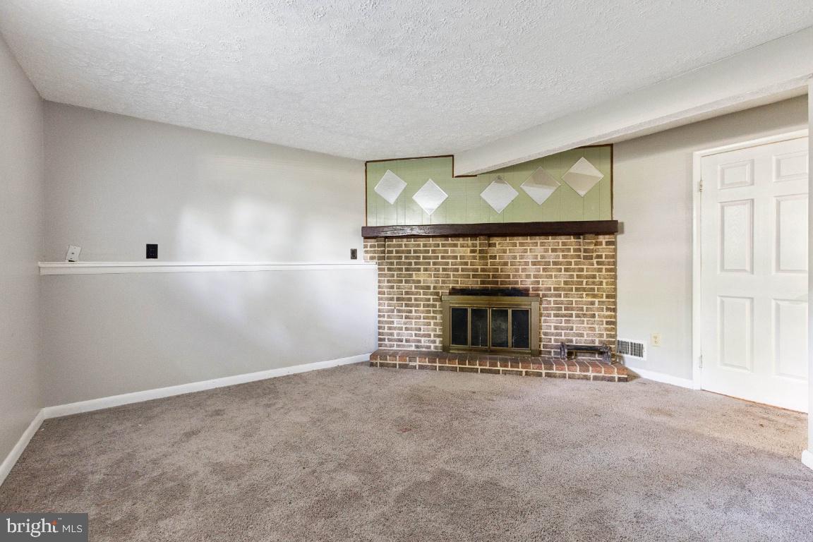 GLADE TOWN - Residential