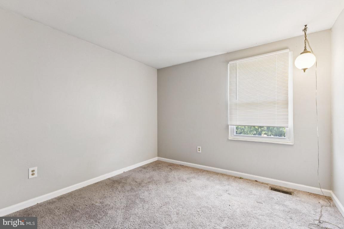 GLADE TOWN - Residential