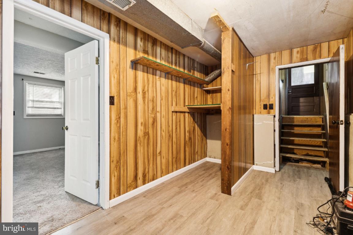 GLADE TOWN - Residential