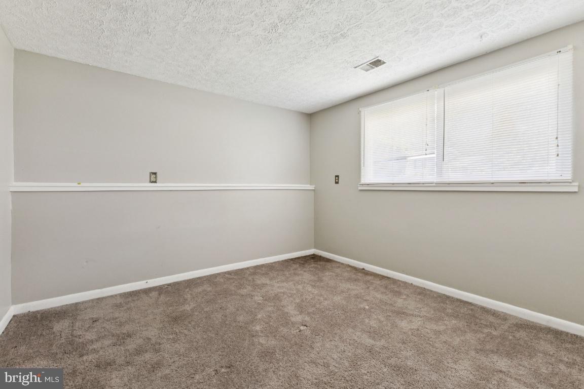 GLADE TOWN - Residential