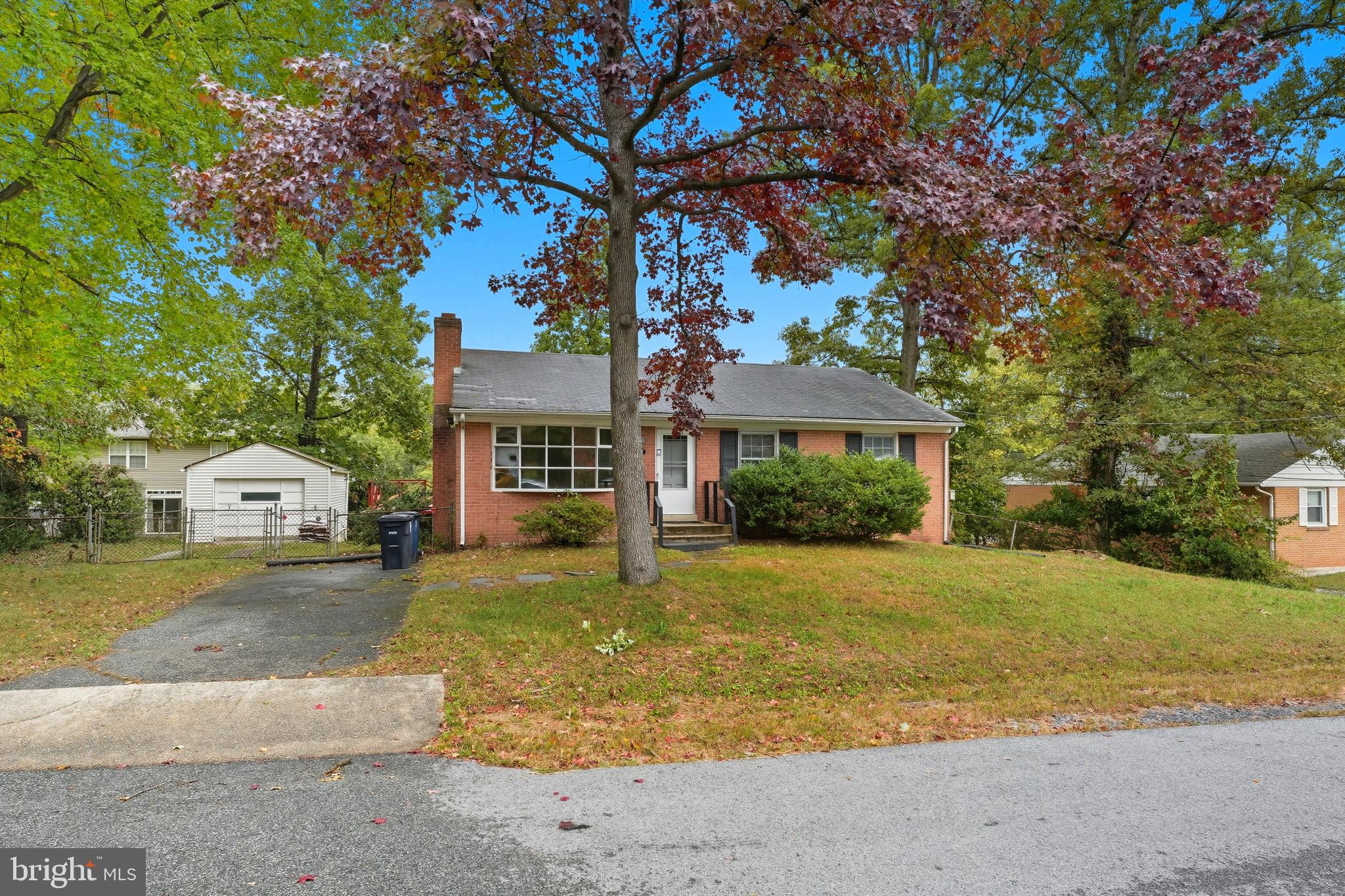 GLENN DALE - Residential