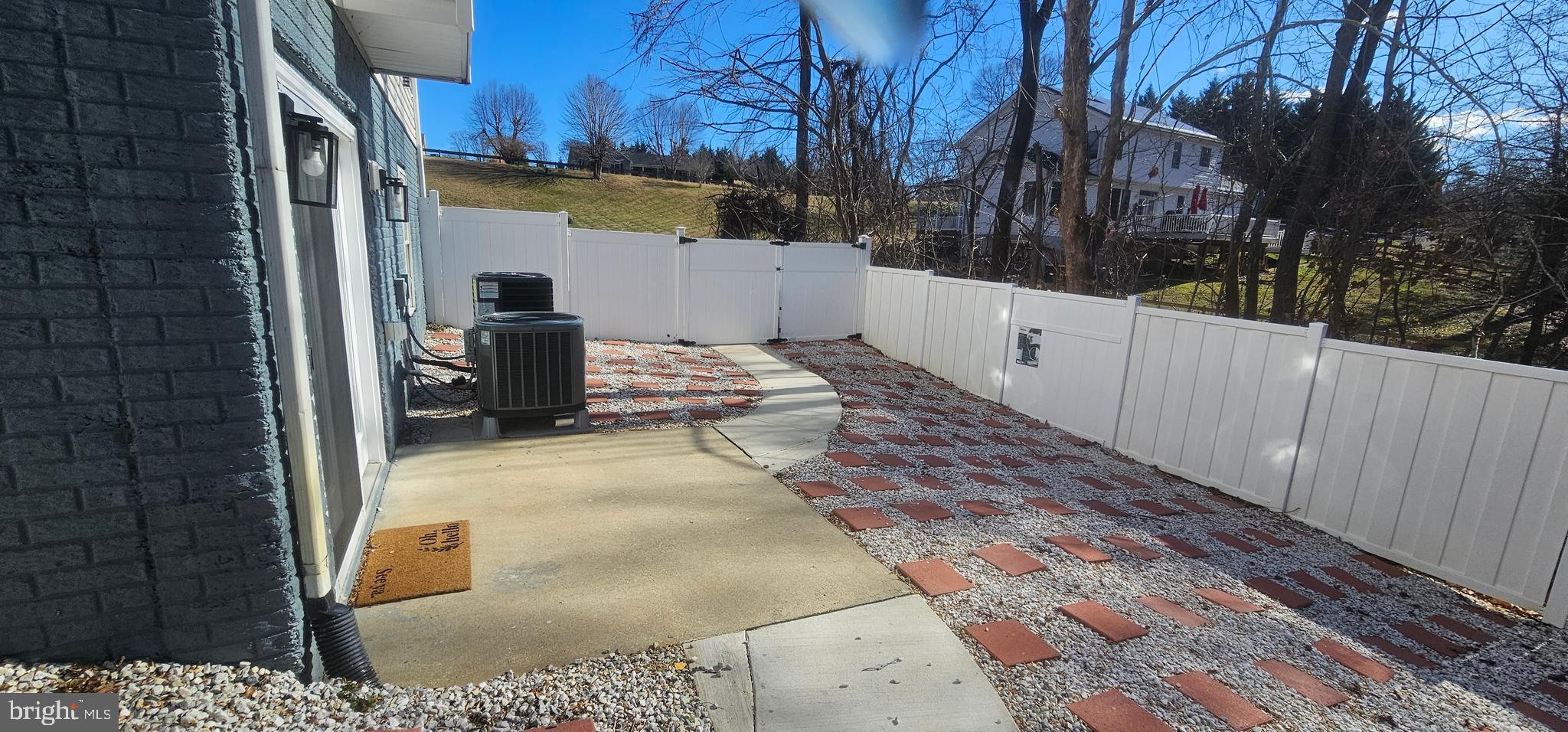 FOX FIELD - Residential