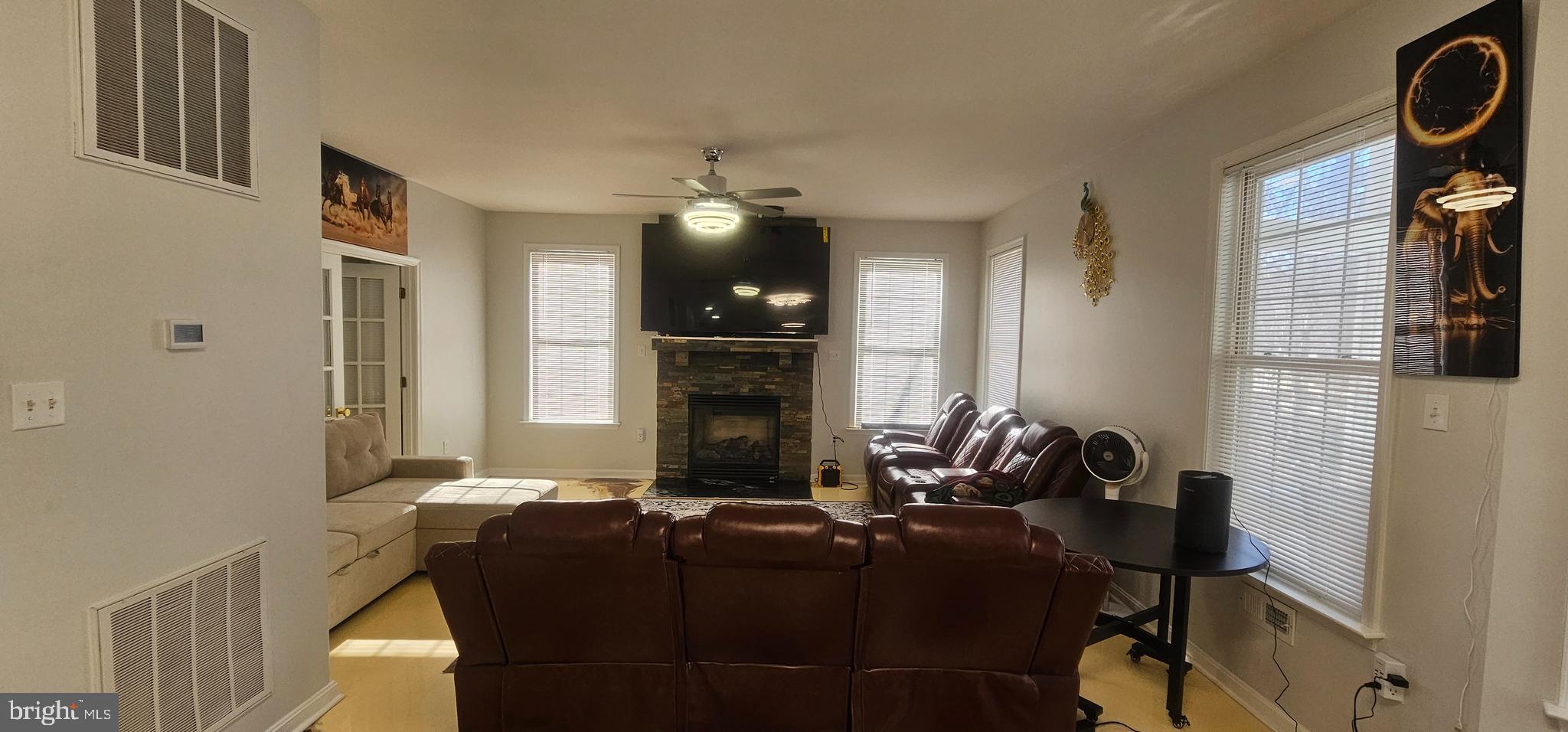 FOX FIELD - Residential