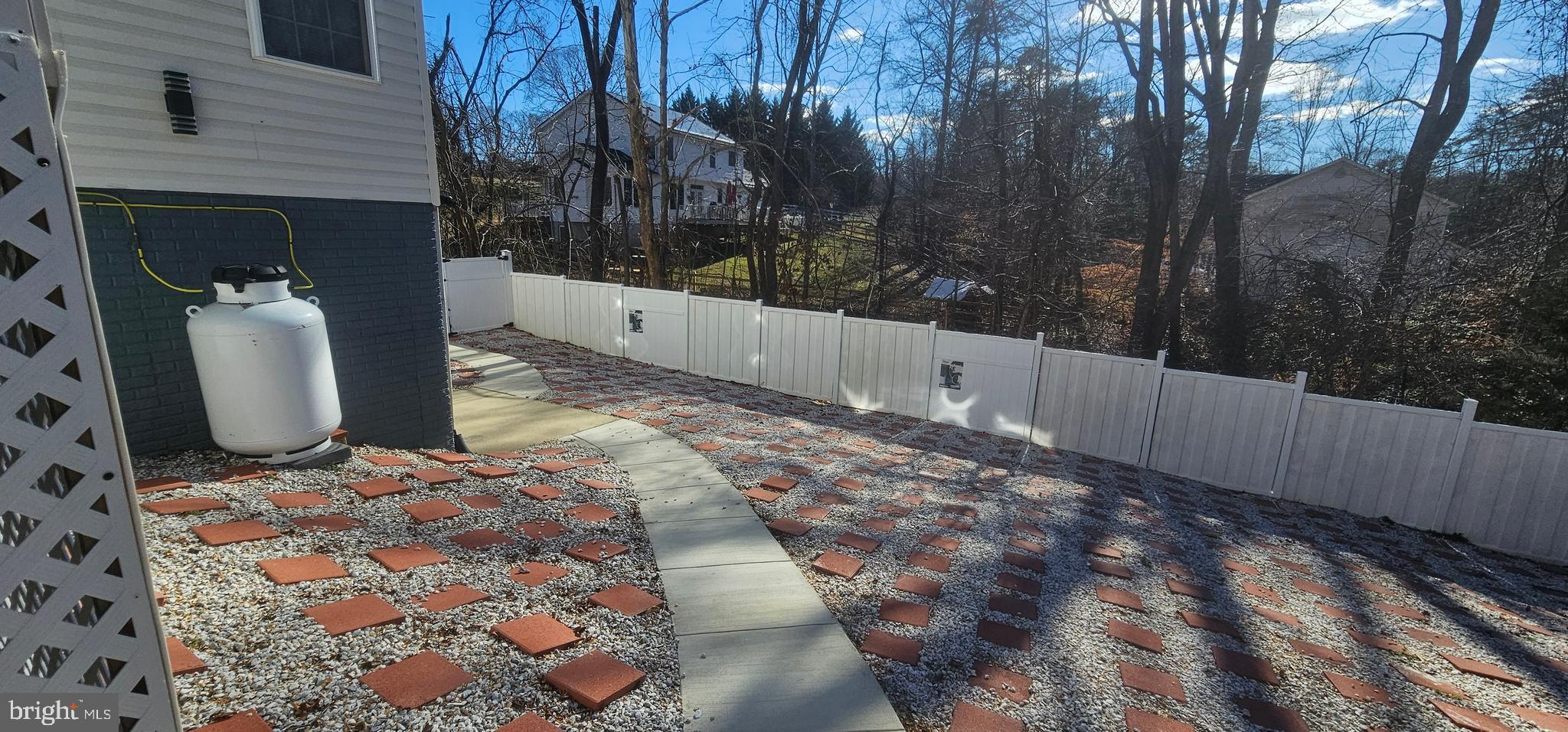 FOX FIELD - Residential