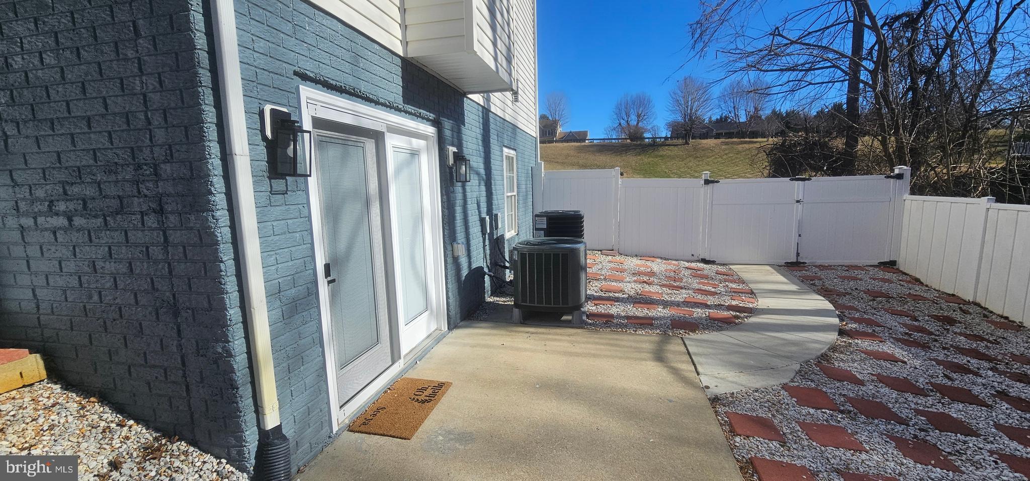 FOX FIELD - Residential