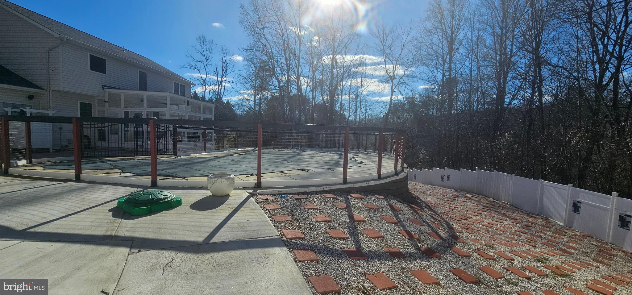 FOX FIELD - Residential