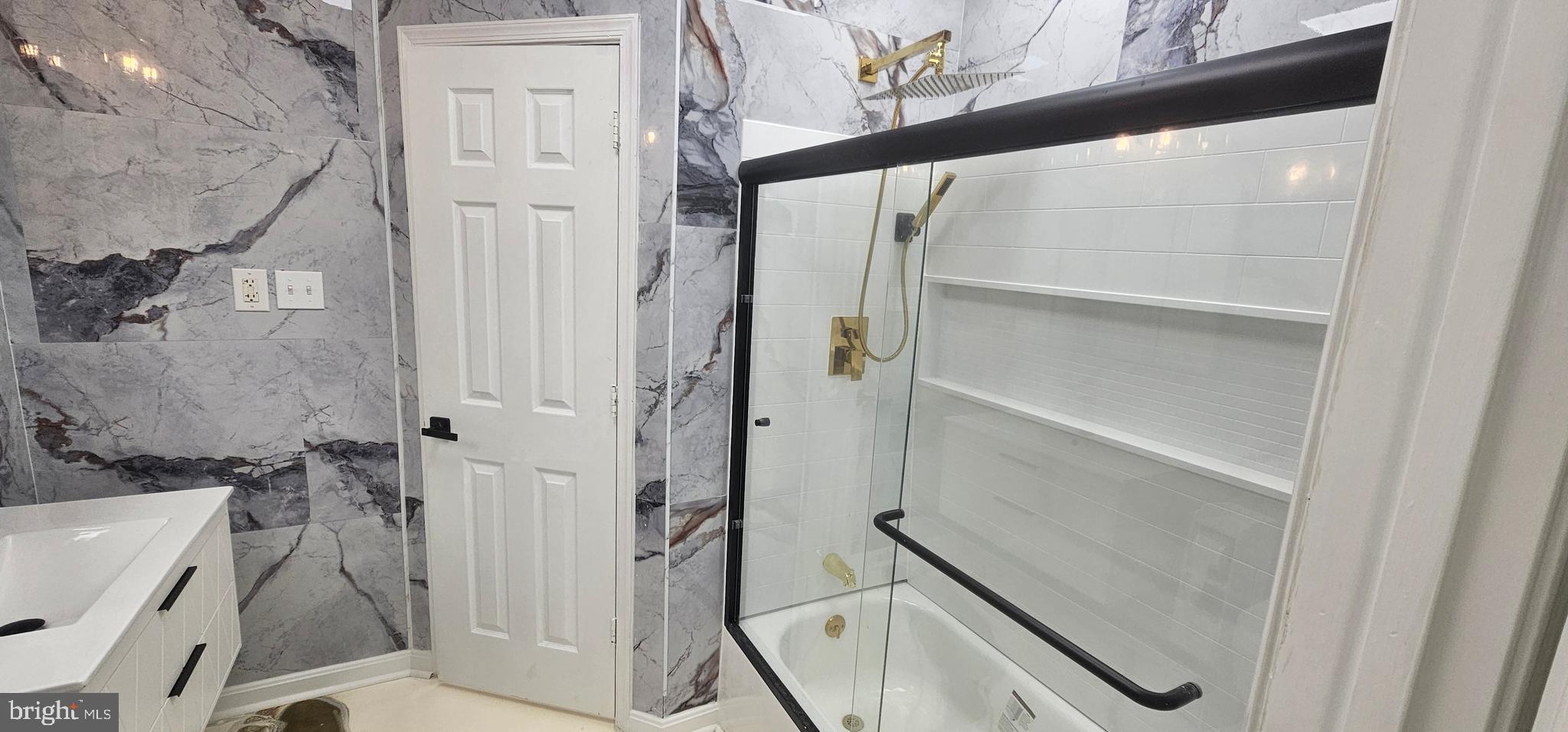 FOX FIELD - Residential