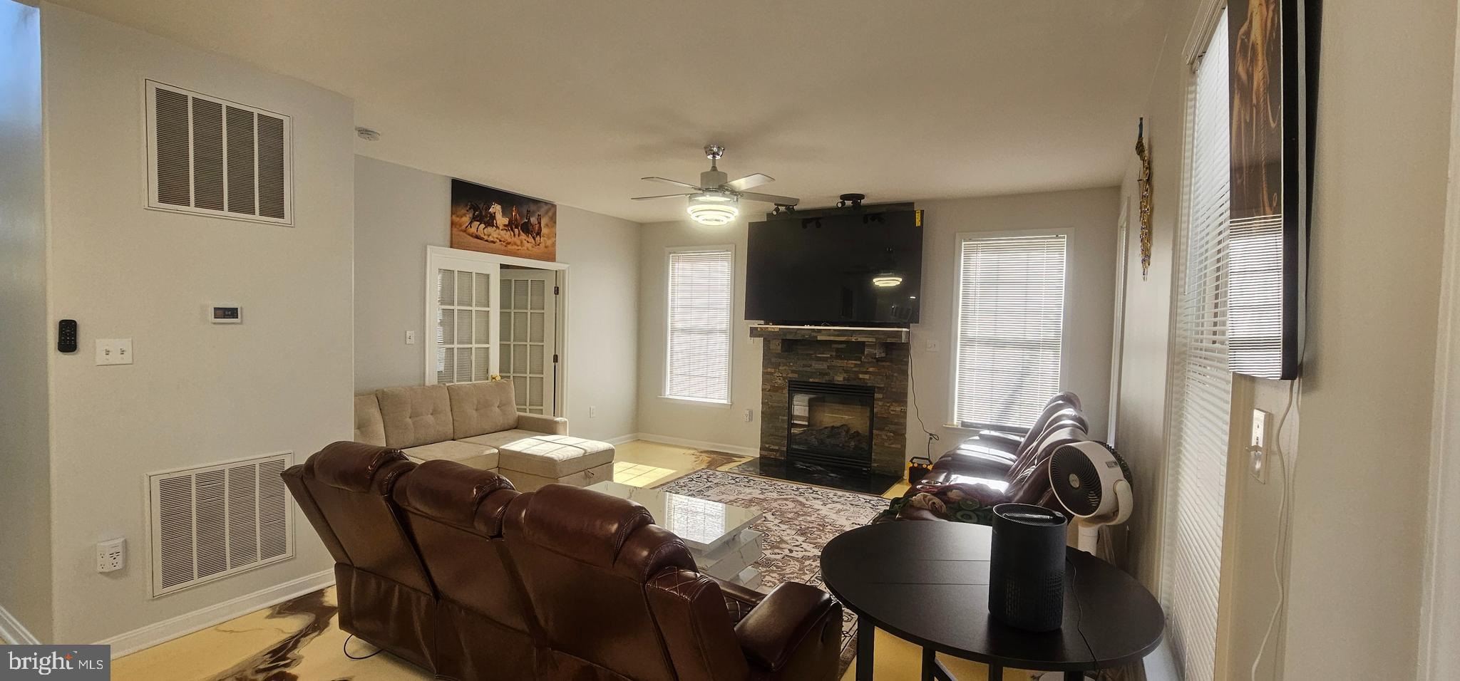 FOX FIELD - Residential