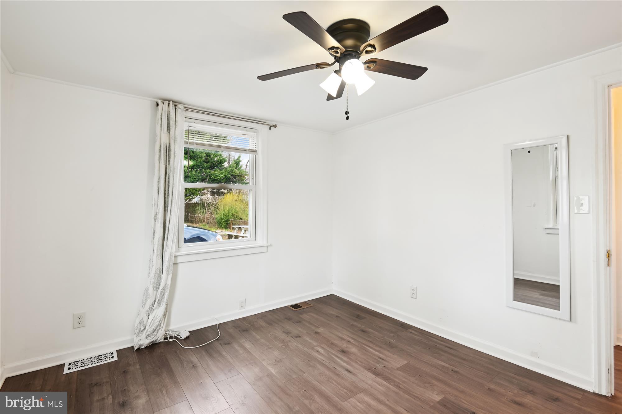 REGULARS - Residential