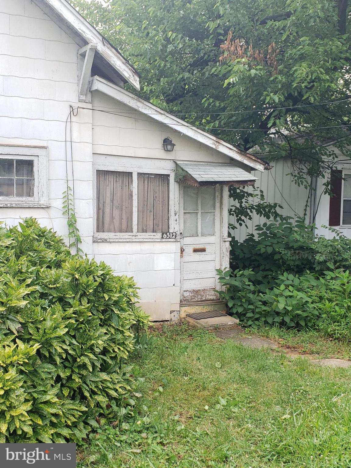 RIVERDALE HEIGHTS - Residential