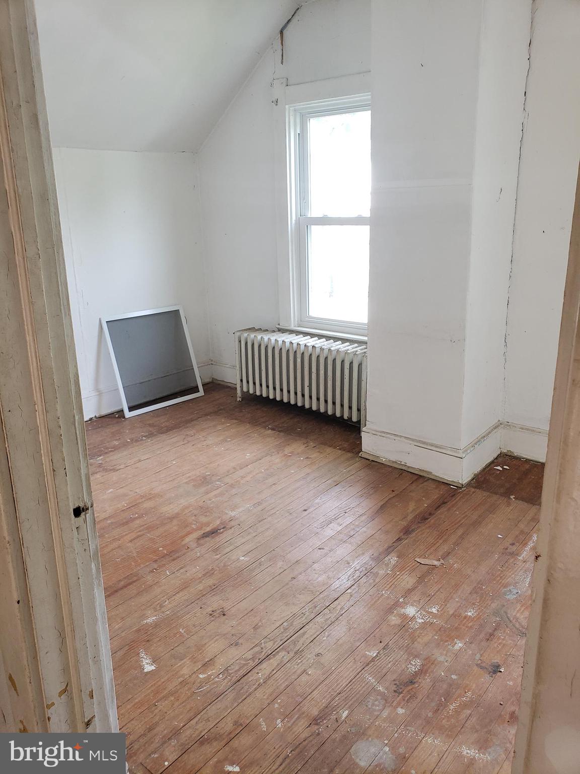 RIVERDALE HEIGHTS - Residential