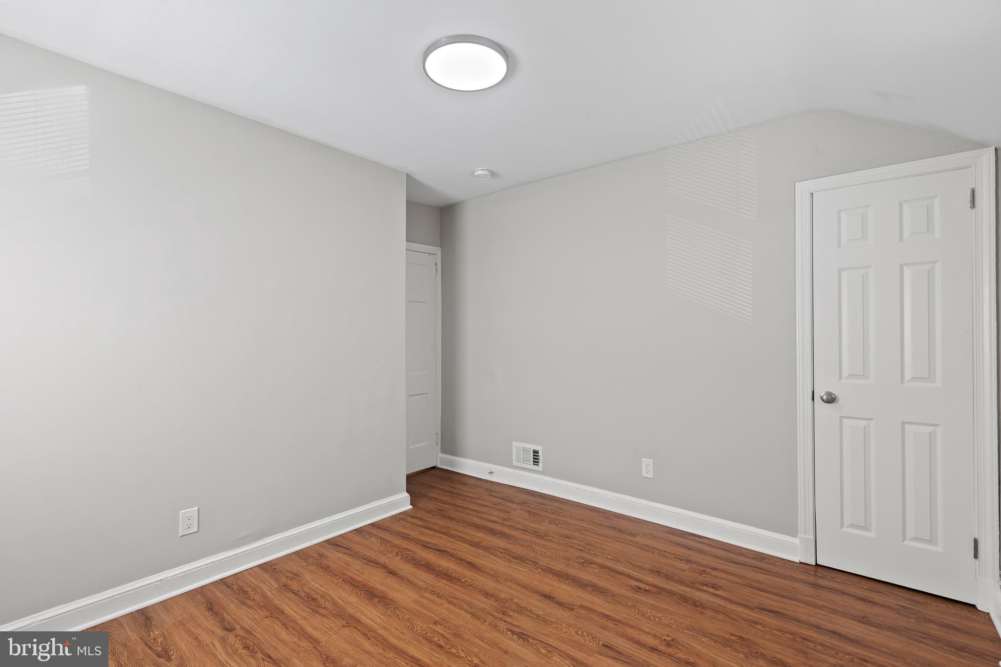 WOODLAWN - Residential Lease