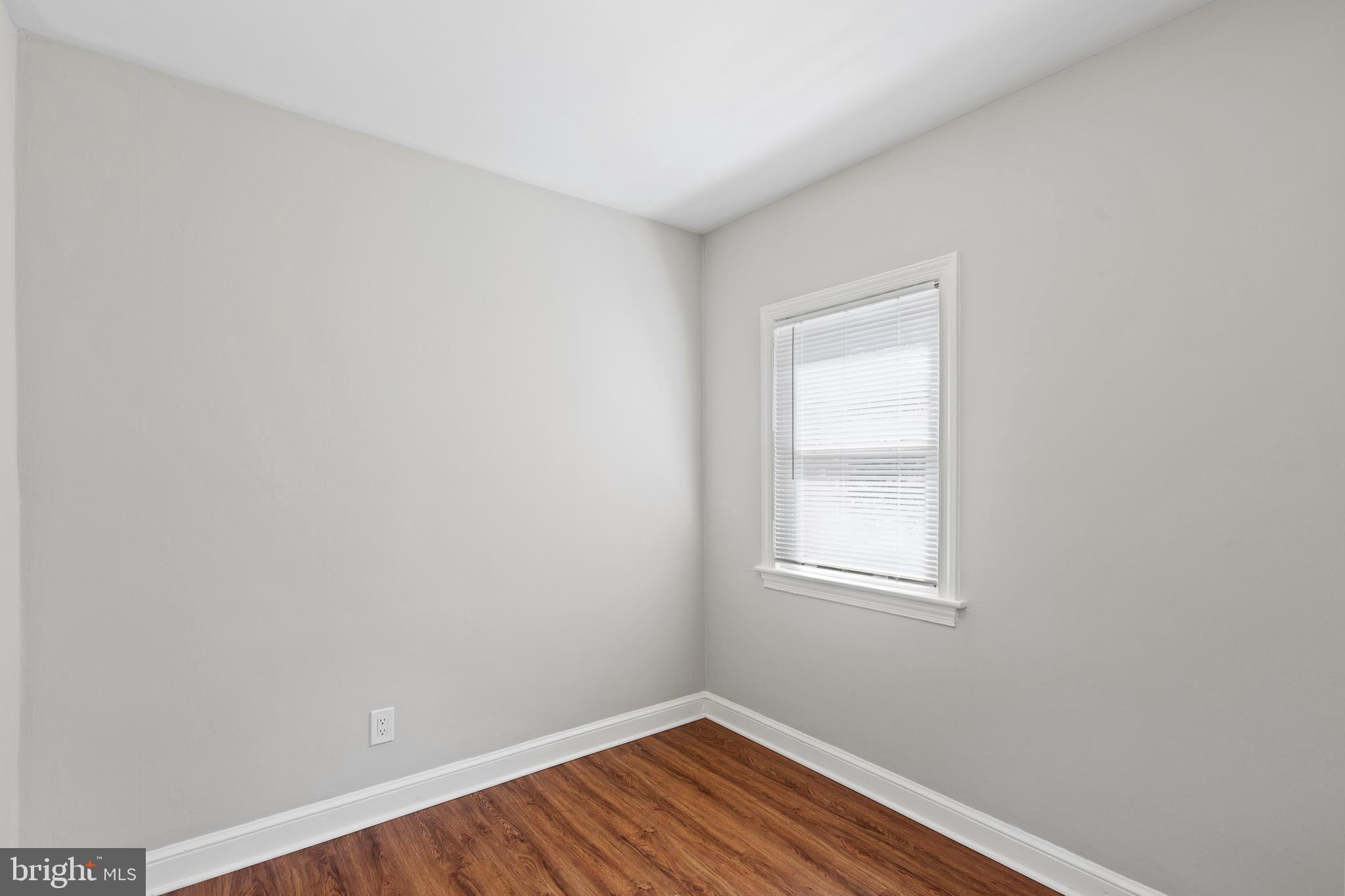 WOODLAWN - Residential Lease