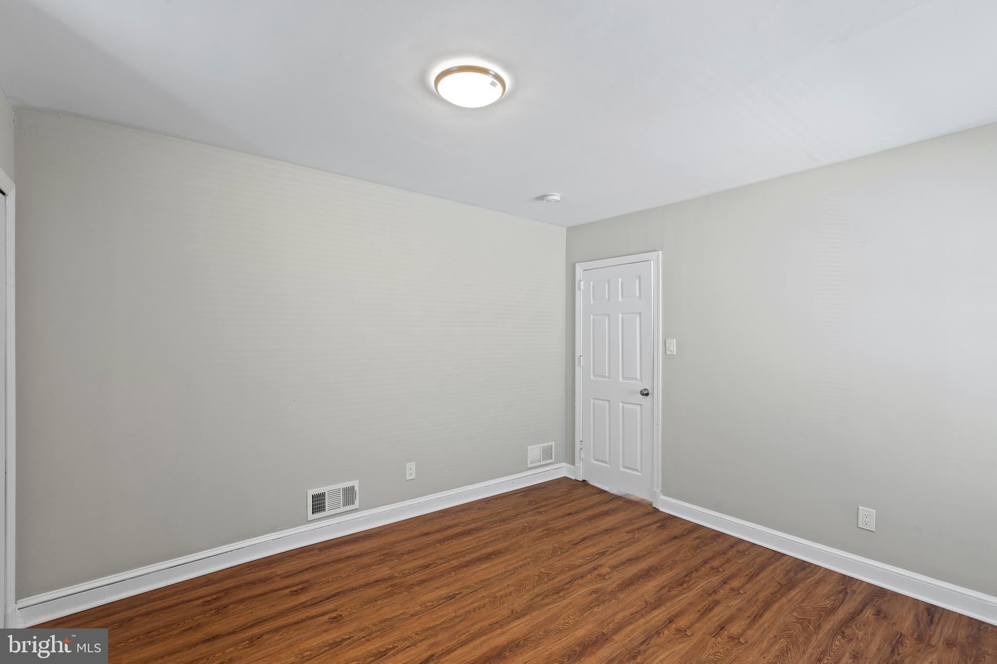 WOODLAWN - Residential Lease