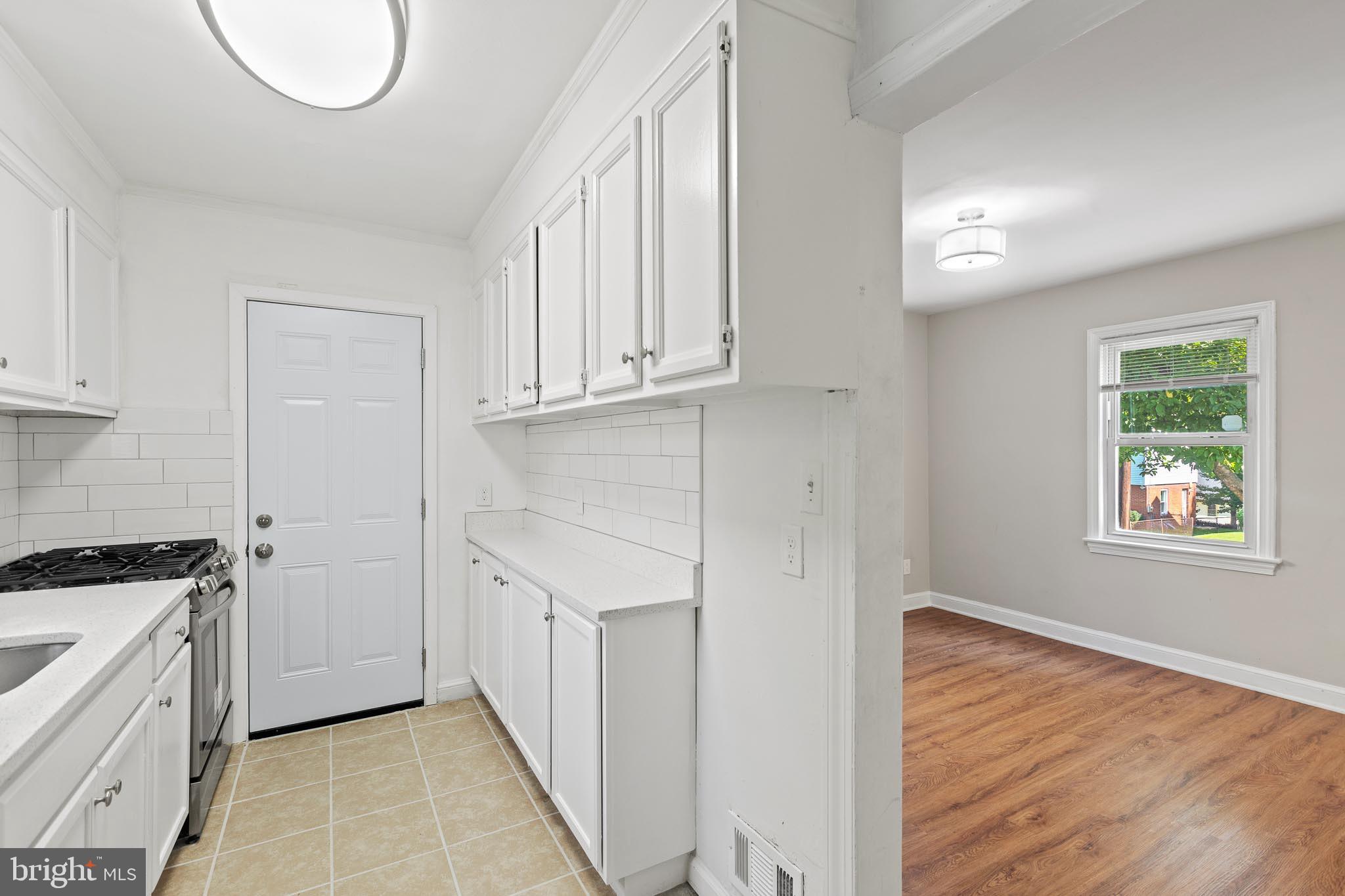 WOODLAWN - Residential Lease