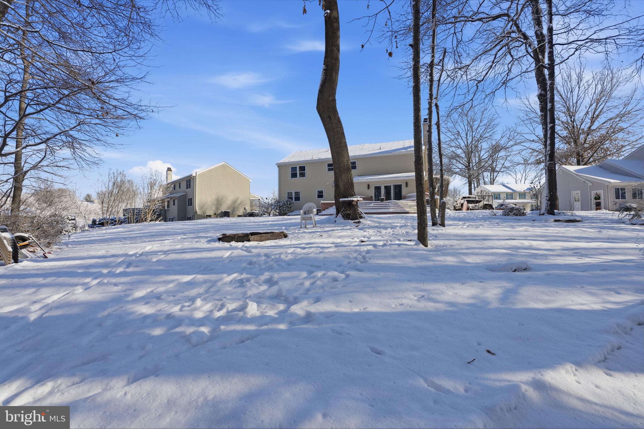 NESHAMINY POINTE - Residential