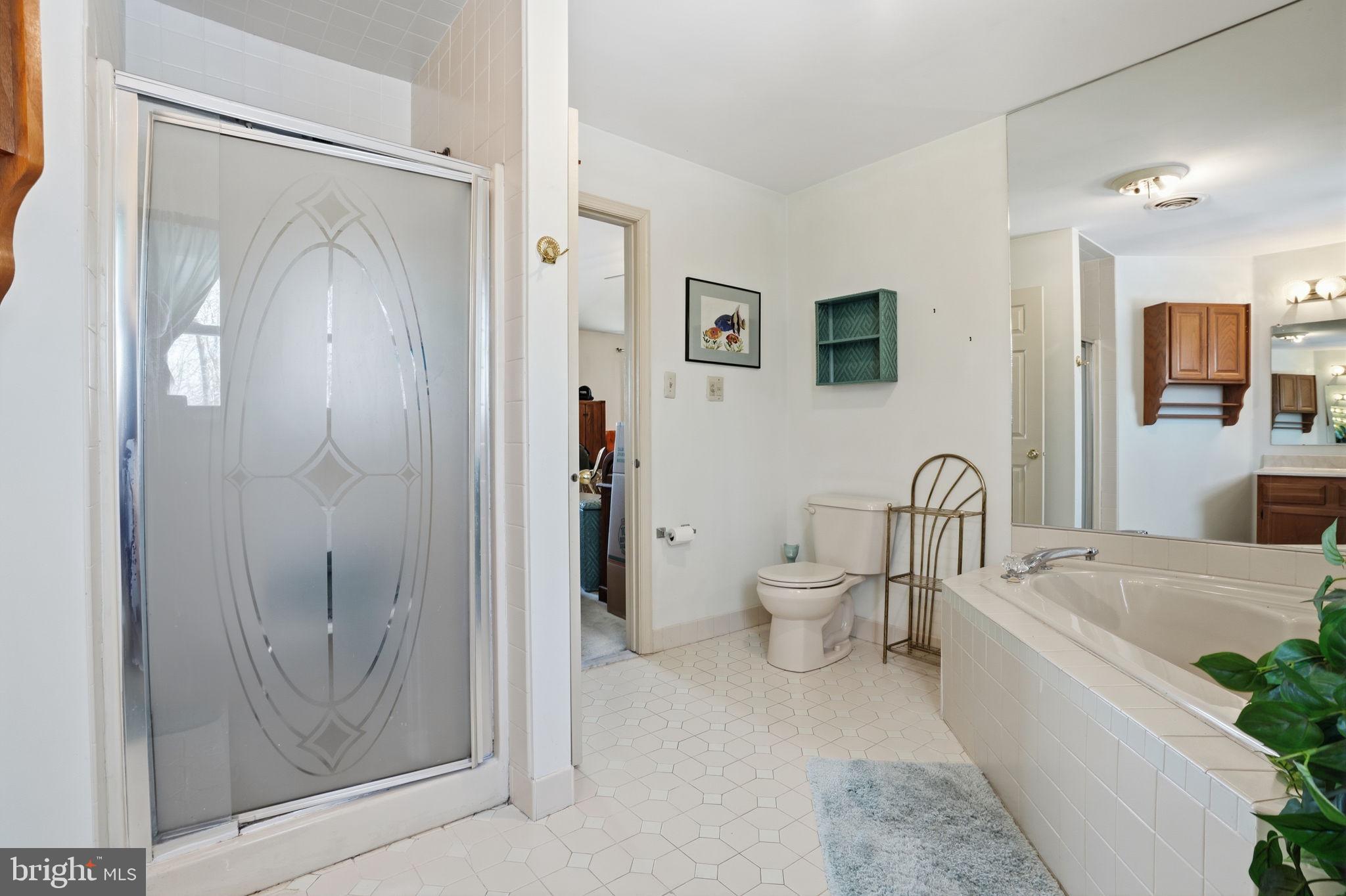 NESHAMINY POINTE - Residential