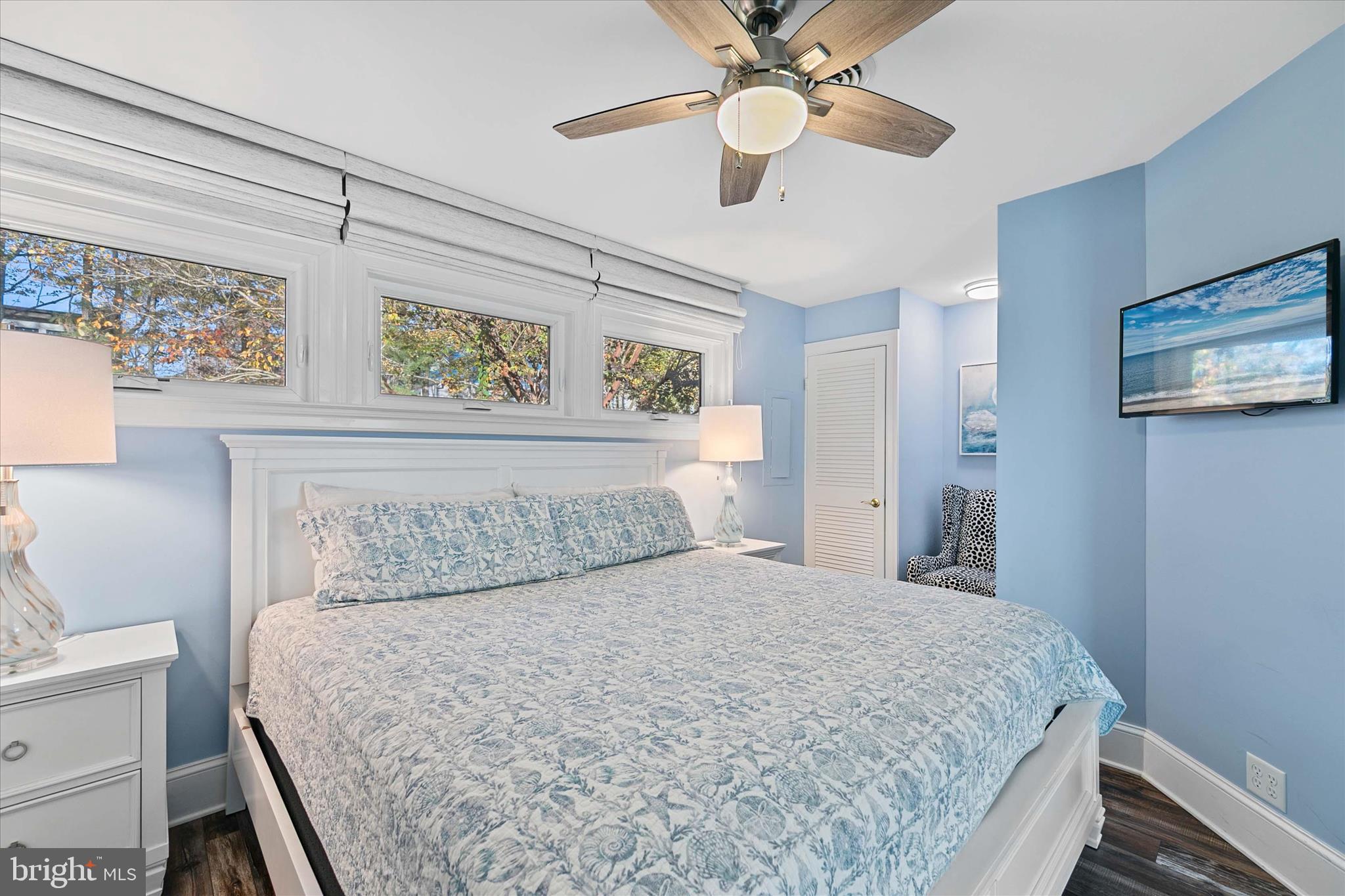 SEA COLONY WEST - Residential