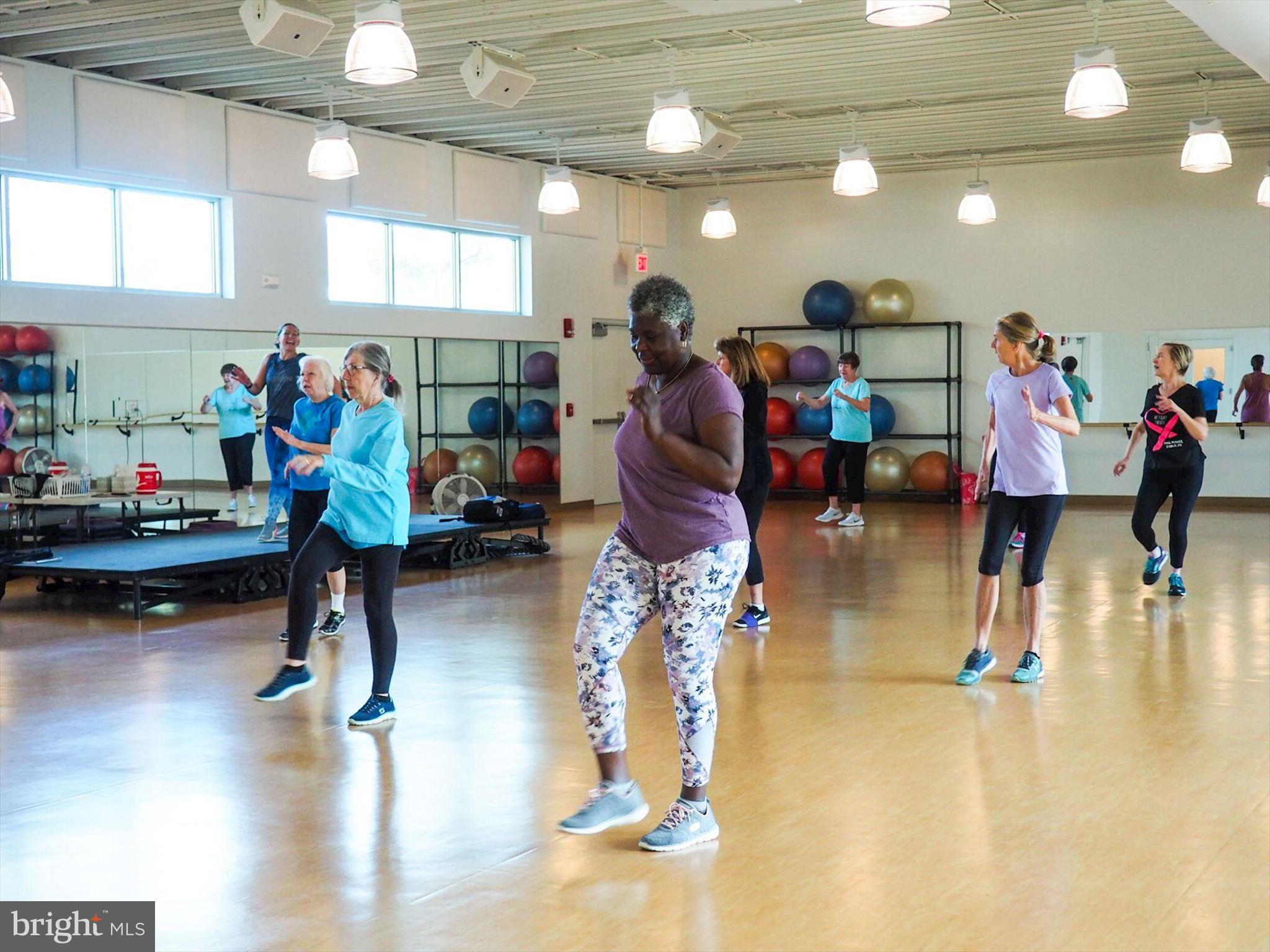 SEA COLONY WEST - Residential