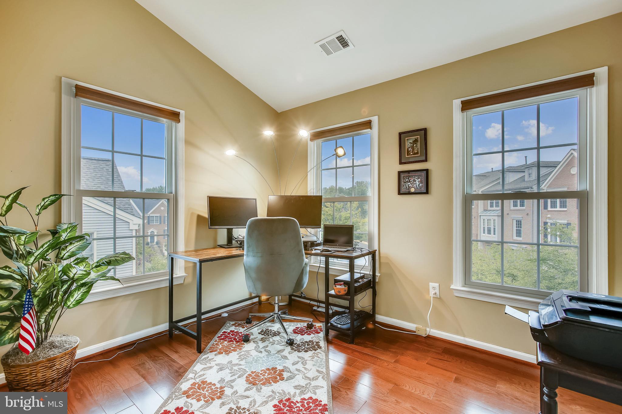 WEST SPRINGFIELD - Residential