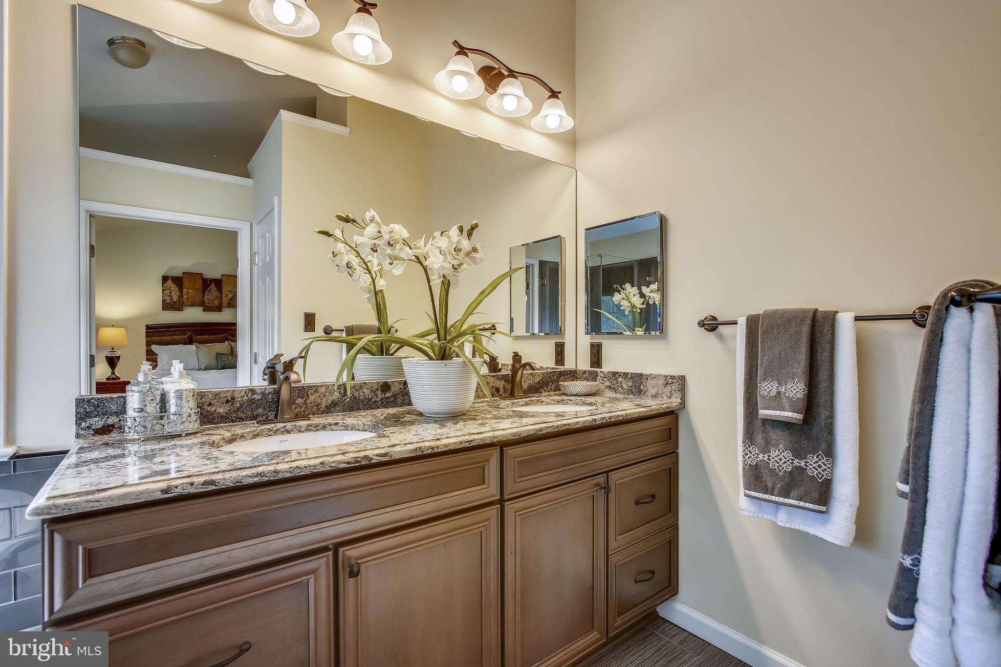 WEST SPRINGFIELD - Residential