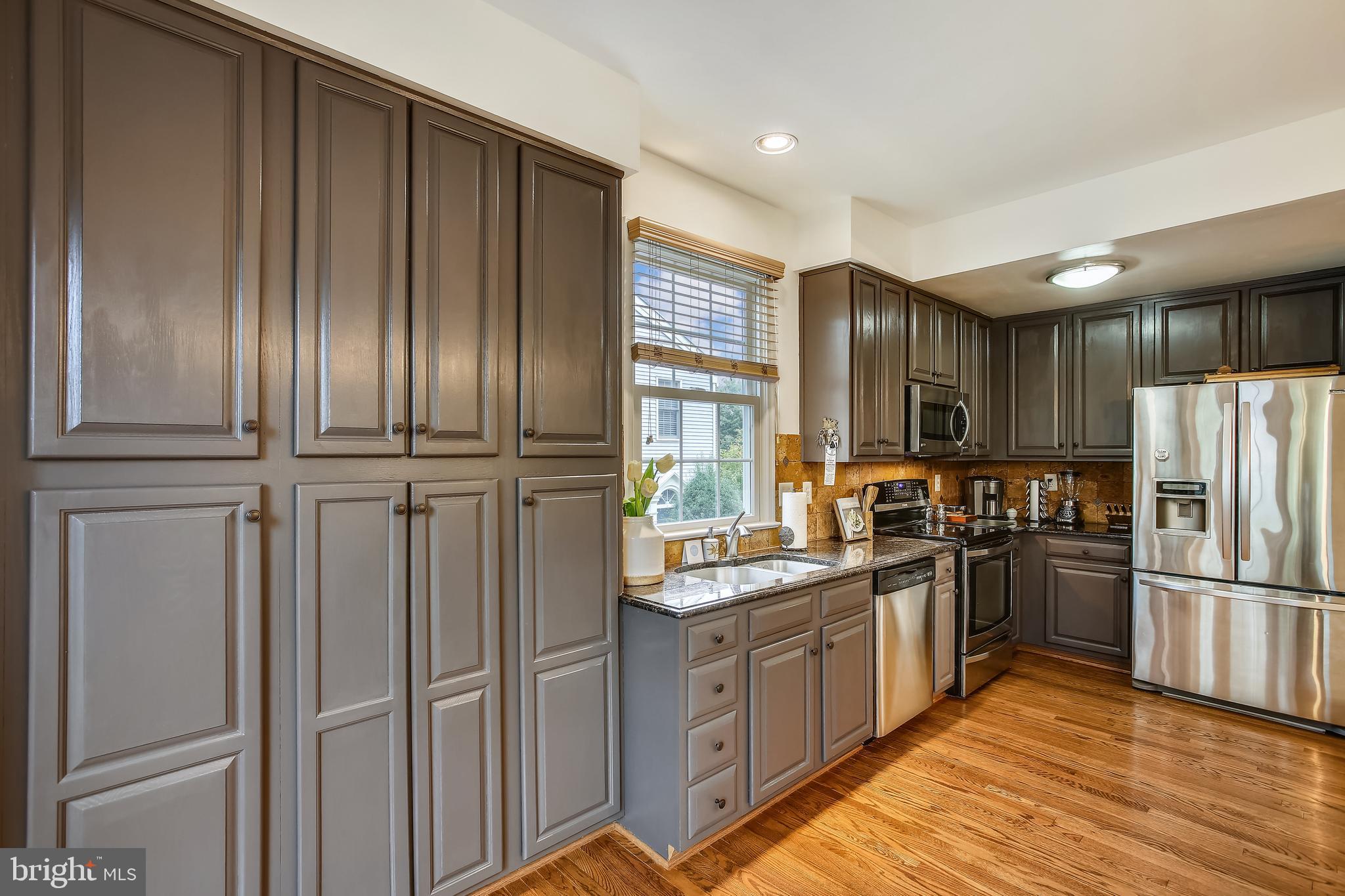 WEST SPRINGFIELD - Residential