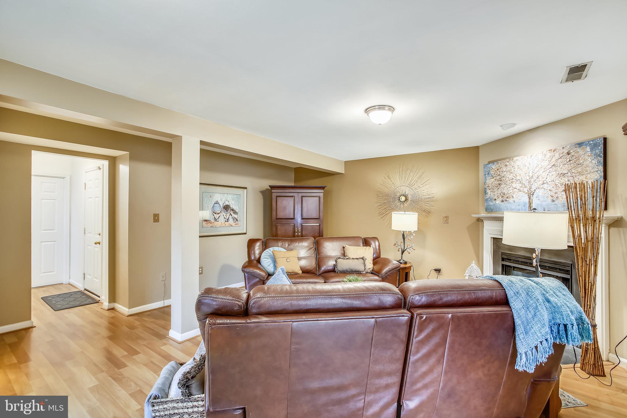 WEST SPRINGFIELD - Residential