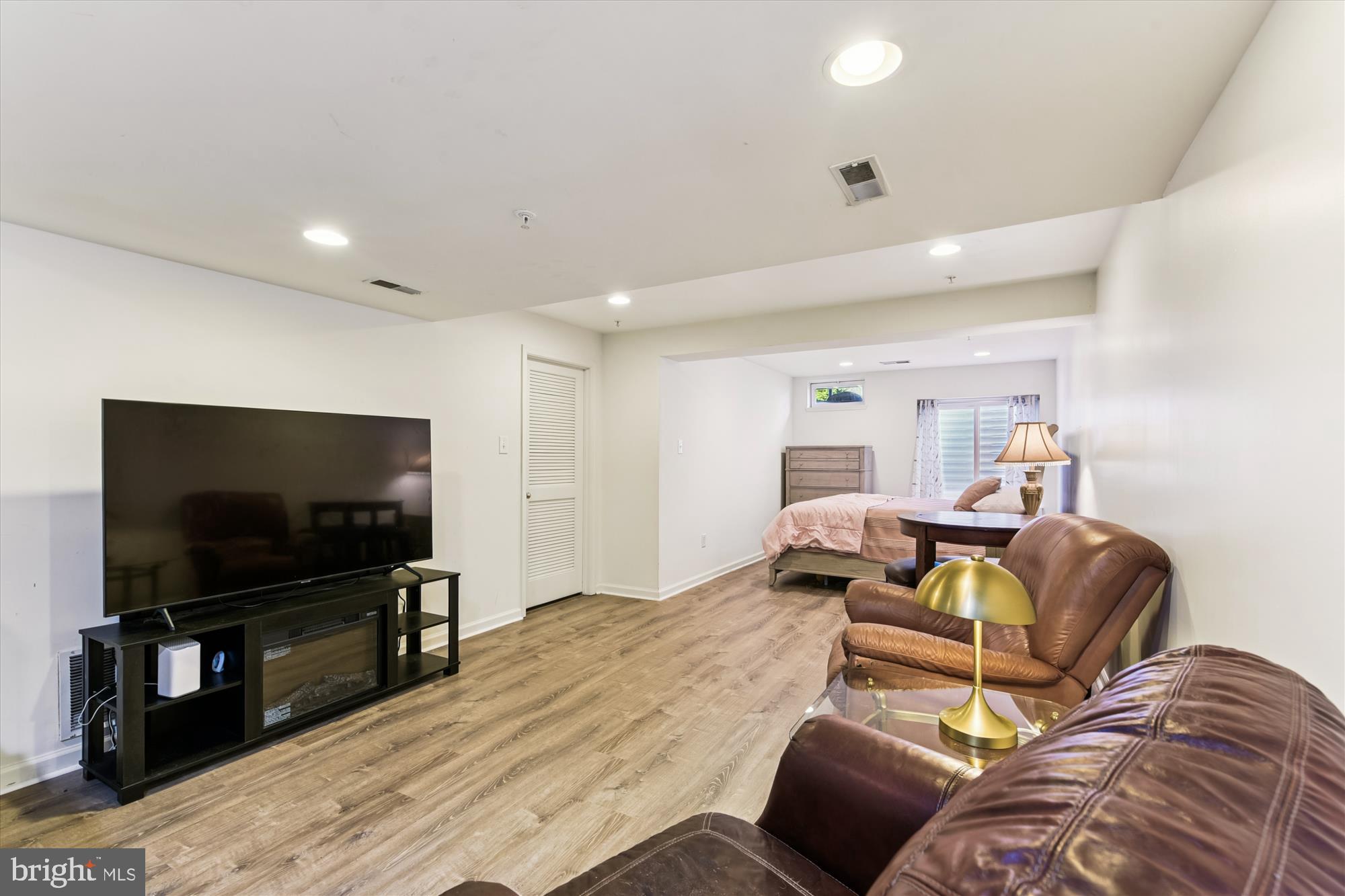 ZELLMAN - Residential