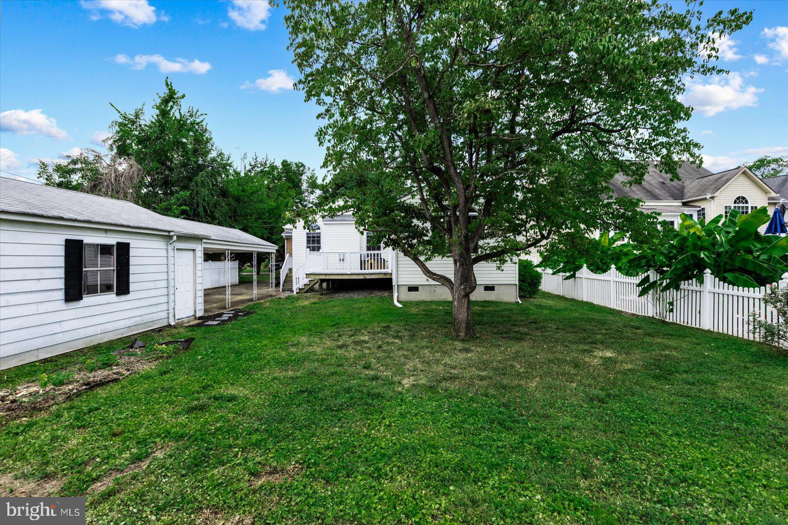 NORMANDY VILLAGE - Residential