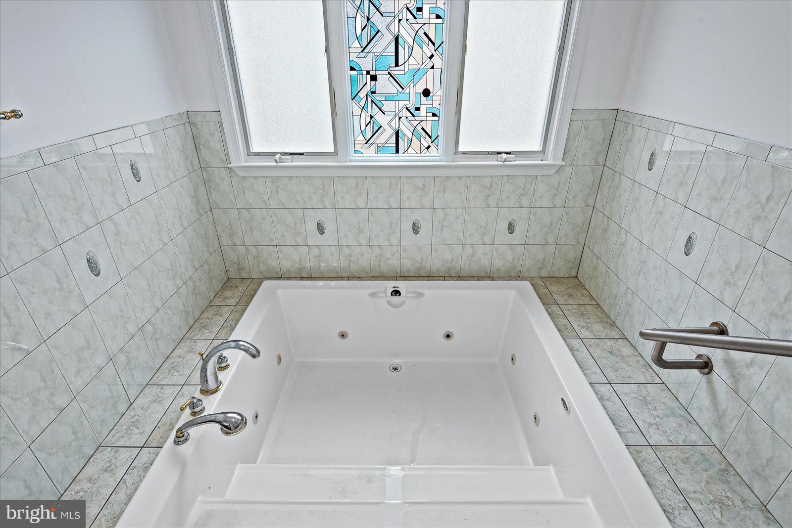 NORMANDY VILLAGE - Residential