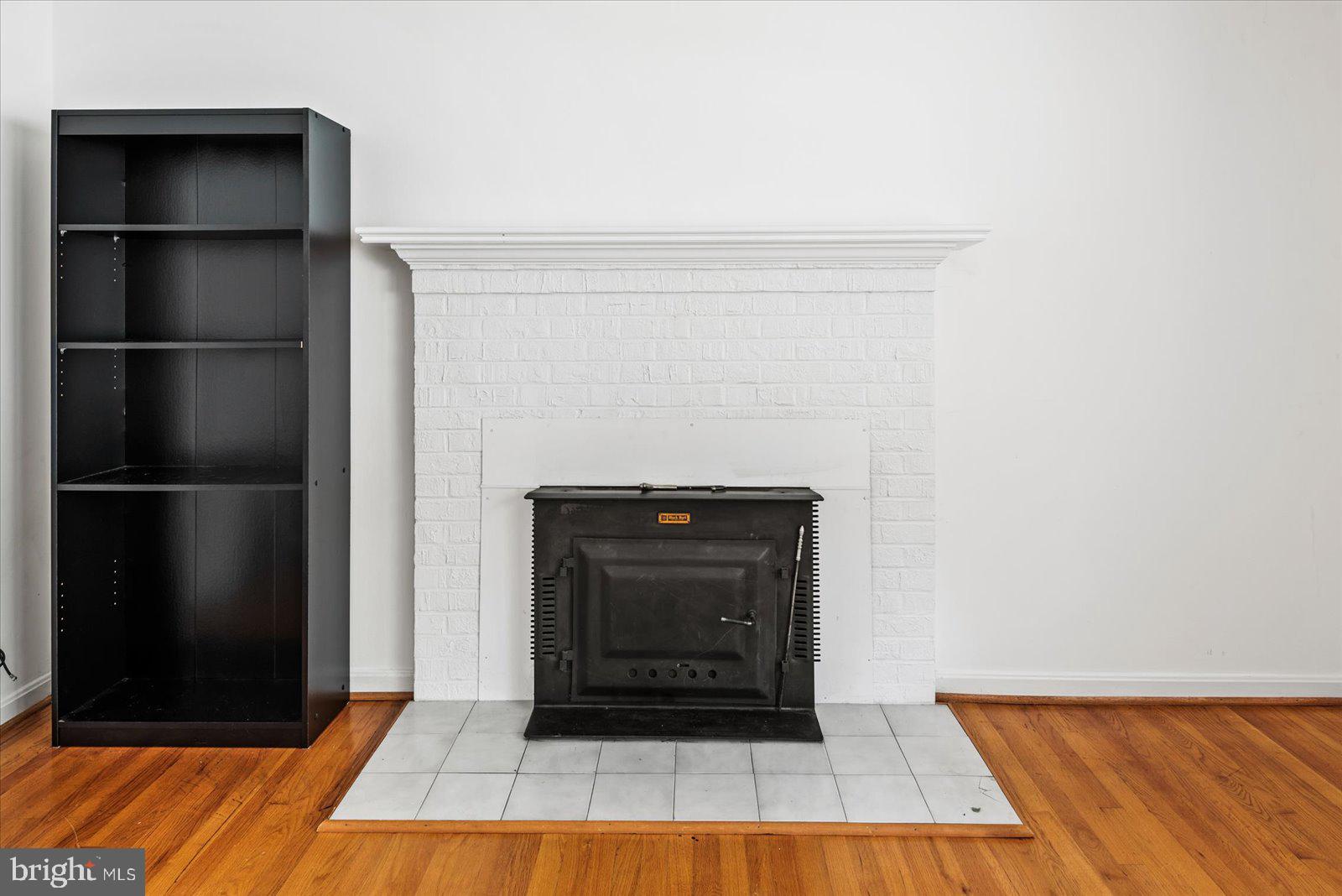 NORMANDY VILLAGE - Residential