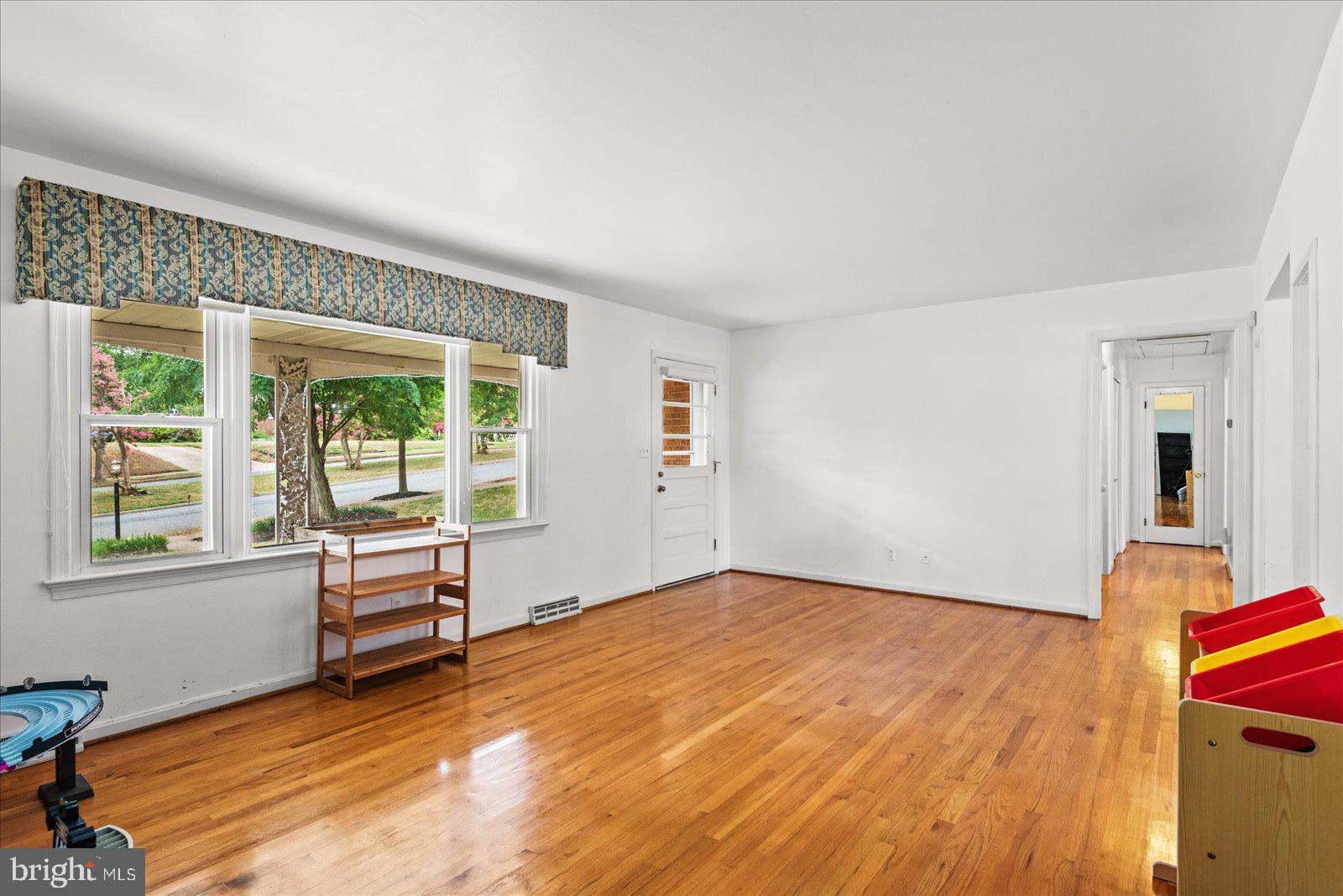 NORMANDY VILLAGE - Residential