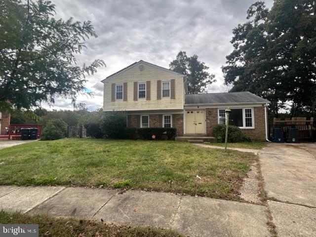 Great Opportunity to Own This Split Level home. Home is located on .27 acres, in a well established neighborhood. This home is waiting for your finishing touches. 4 Bedrooms, with 2 full baths. It features a formal living room, separate dining room, eat-in kitchen and a sunken family room with a wood-burning fireplace and a fenced Yard.