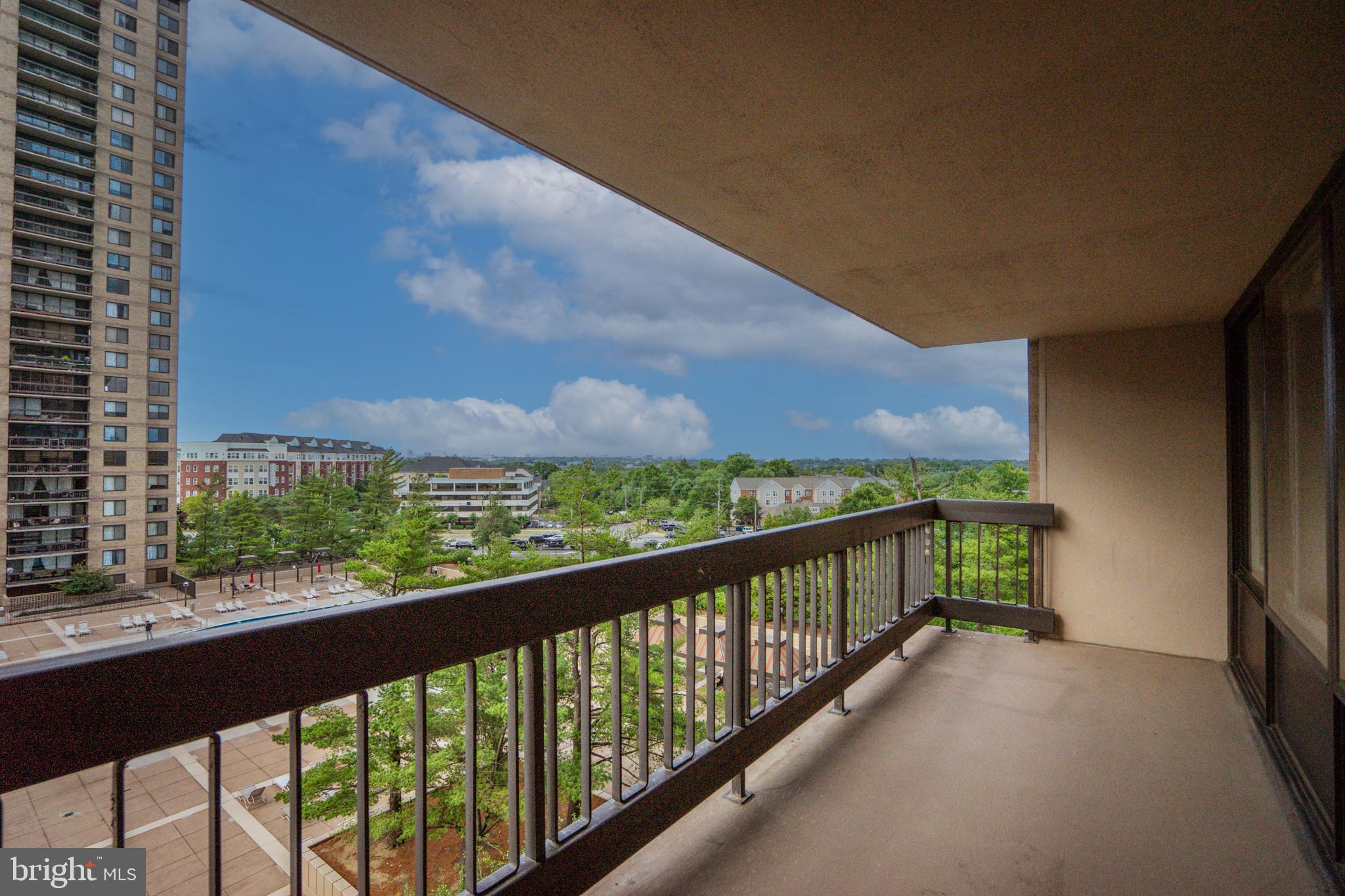 SKYLINE PLAZA - Residential Lease