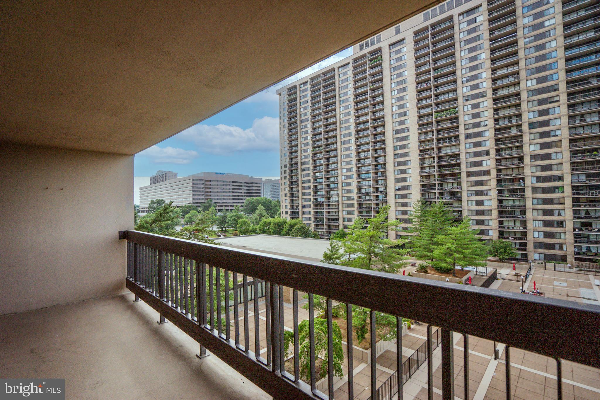 SKYLINE PLAZA - Residential Lease