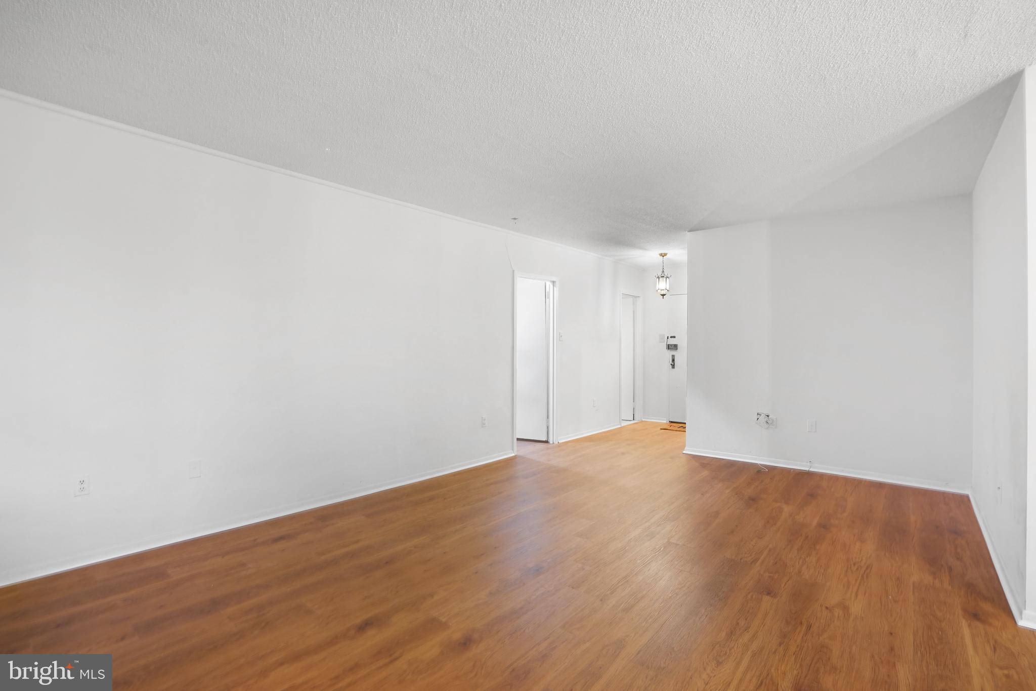 SKYLINE PLAZA - Residential Lease