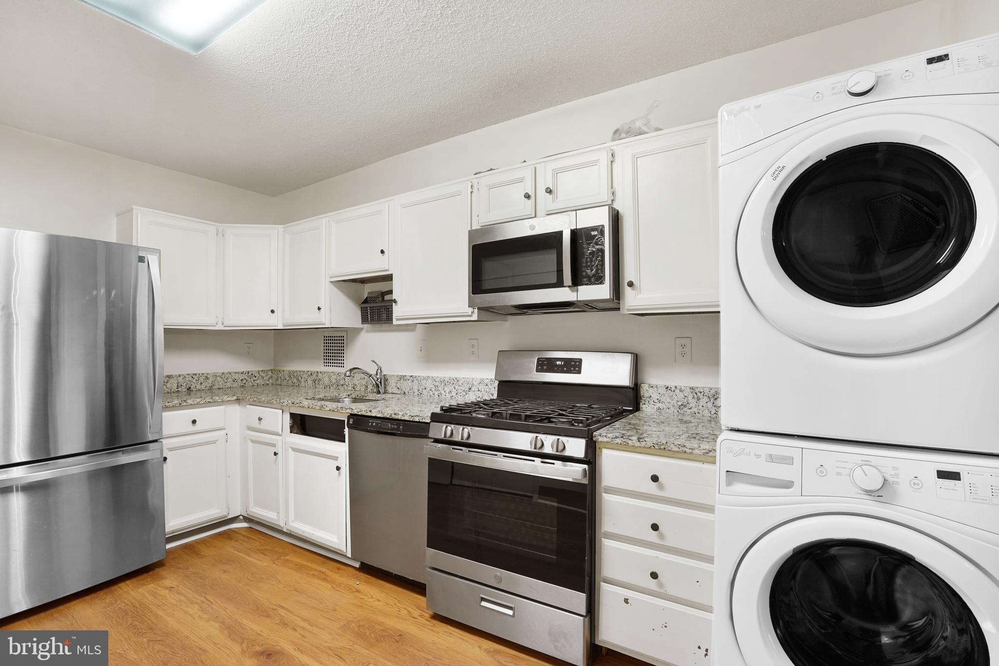 SKYLINE PLAZA - Residential Lease