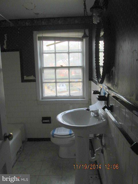 IDLEWOOD - Residential