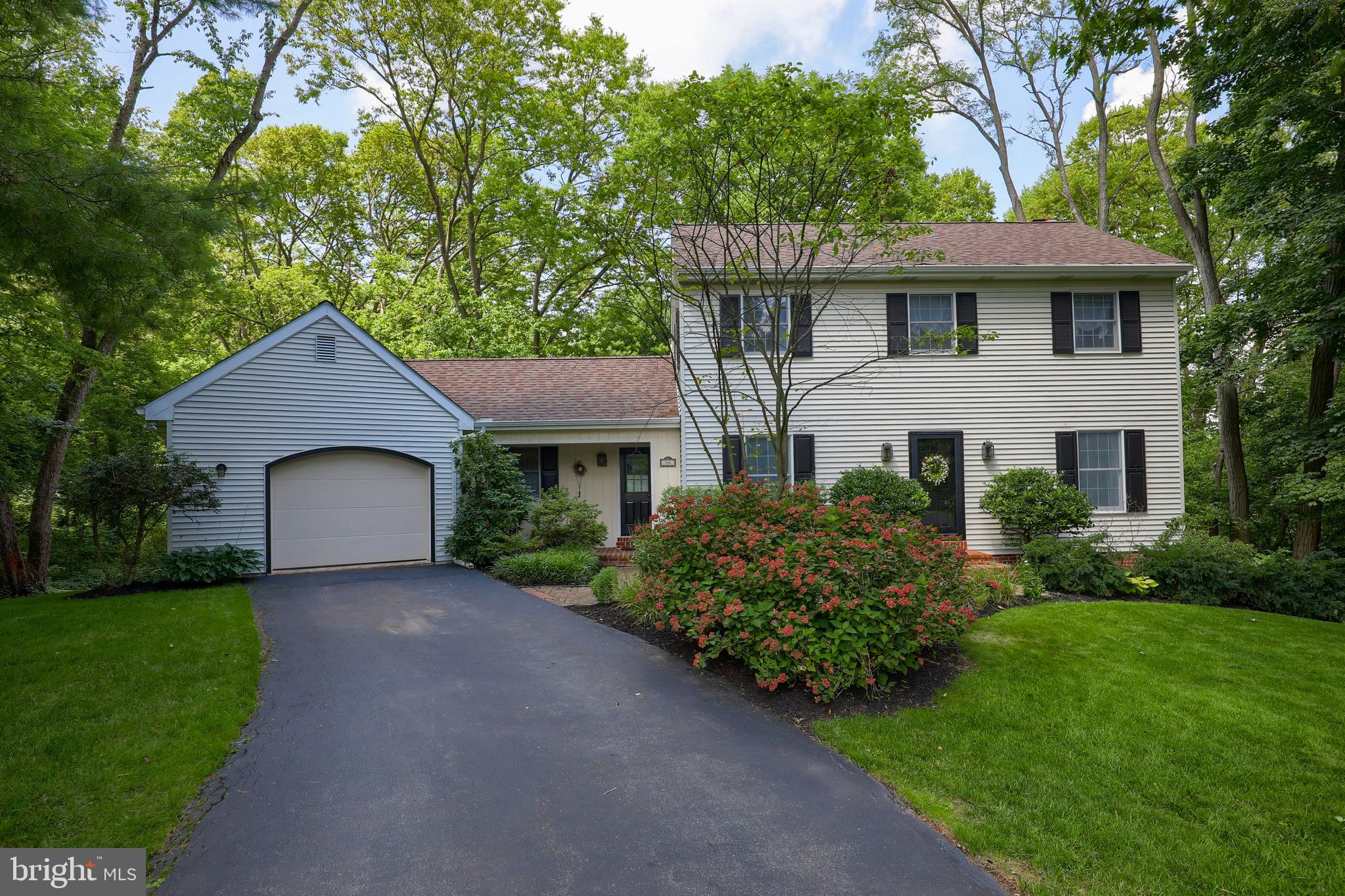 CANTERBURY PLACE - Residential