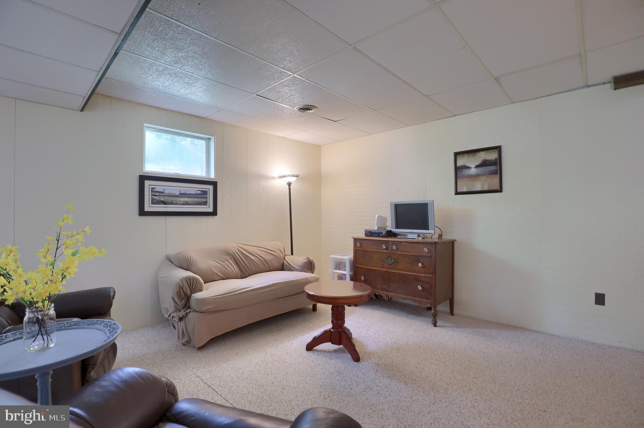 CANTERBURY PLACE - Residential