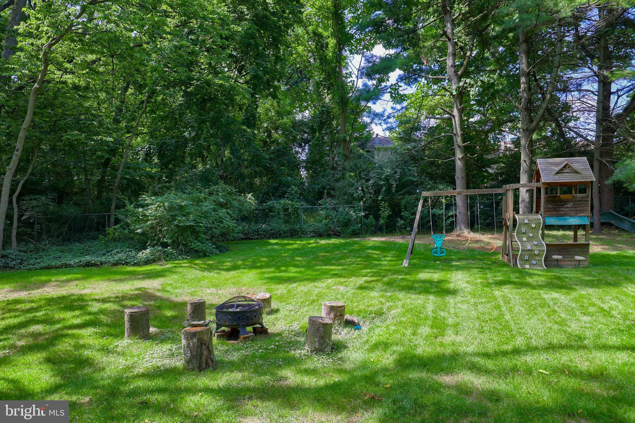 CANTERBURY PLACE - Residential