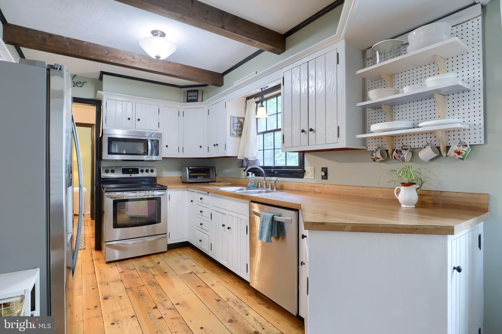 CANTERBURY PLACE - Residential