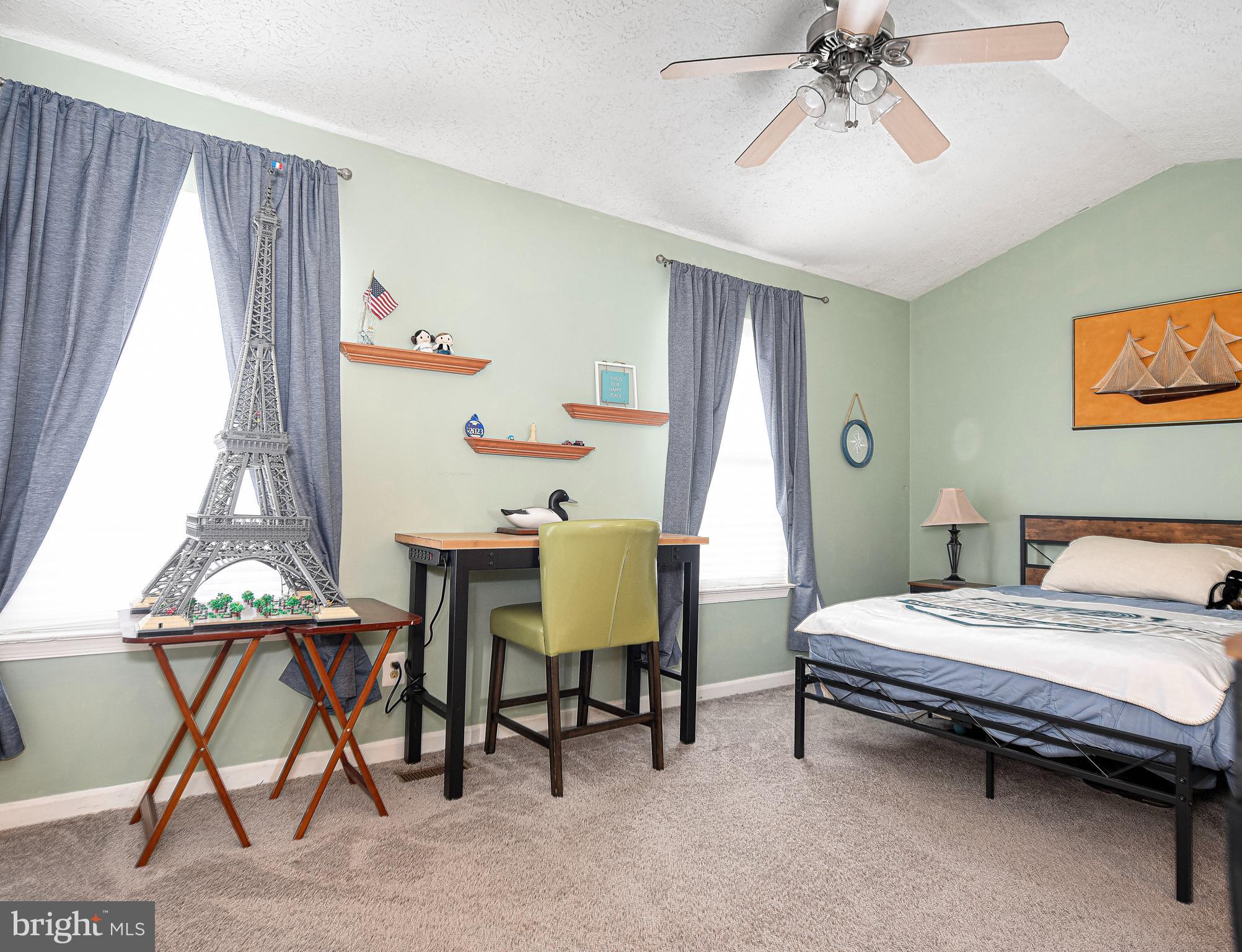 GRACE HARBOUR - Residential